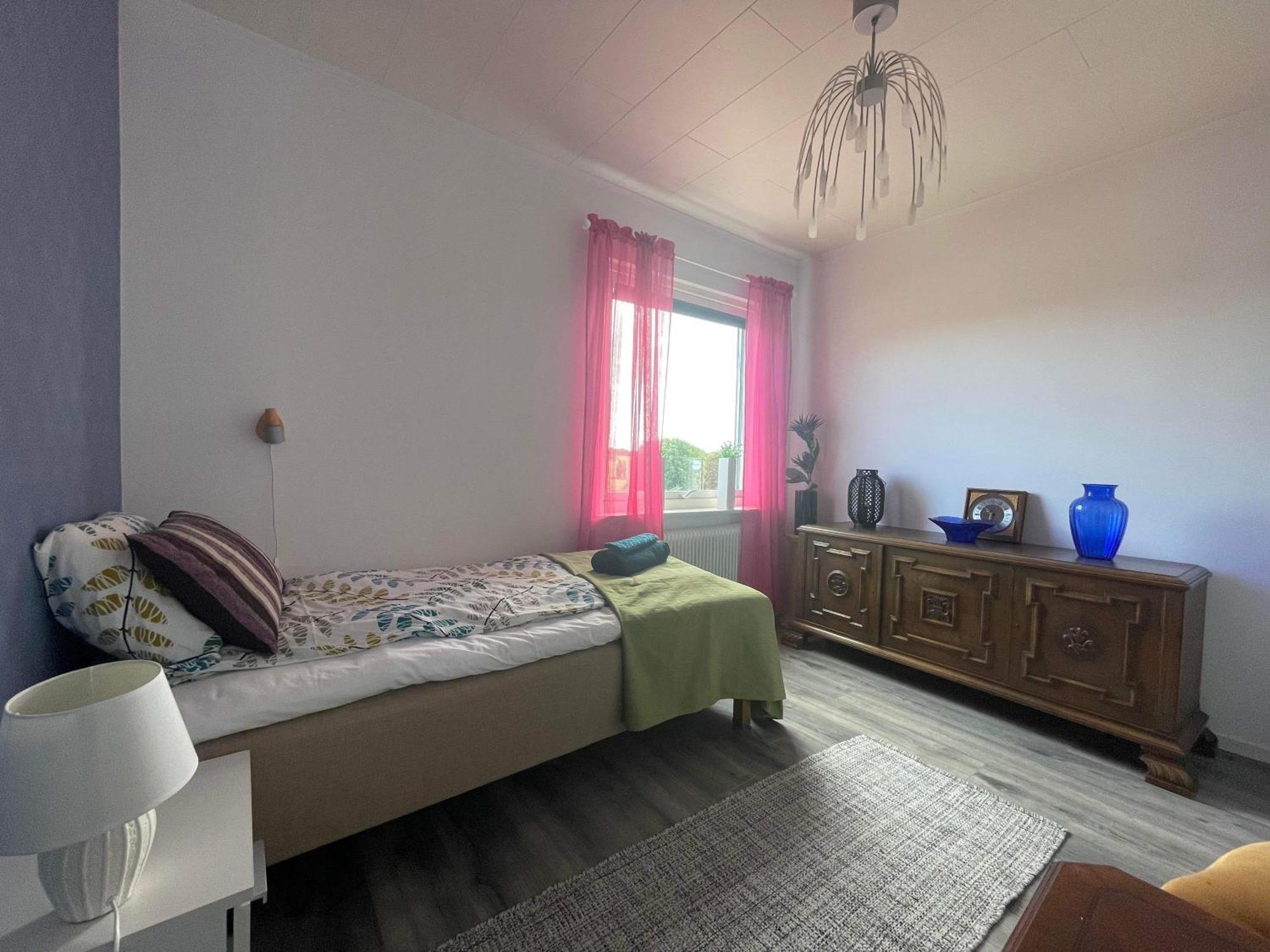 Oedeshoeg Modernt Och Stilfullt B&B Esterno foto